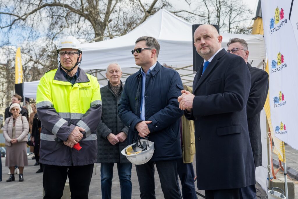 Wiecha na budowie czwartego kręgu Opery Nova, fot. Tomasz Czachorowski/eventphoto dla UMWKP