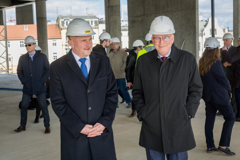 Wiecha na budowie czwartego kręgu Opery Nova, fot. Tomasz Czachorowski/eventphoto dla UMWKP