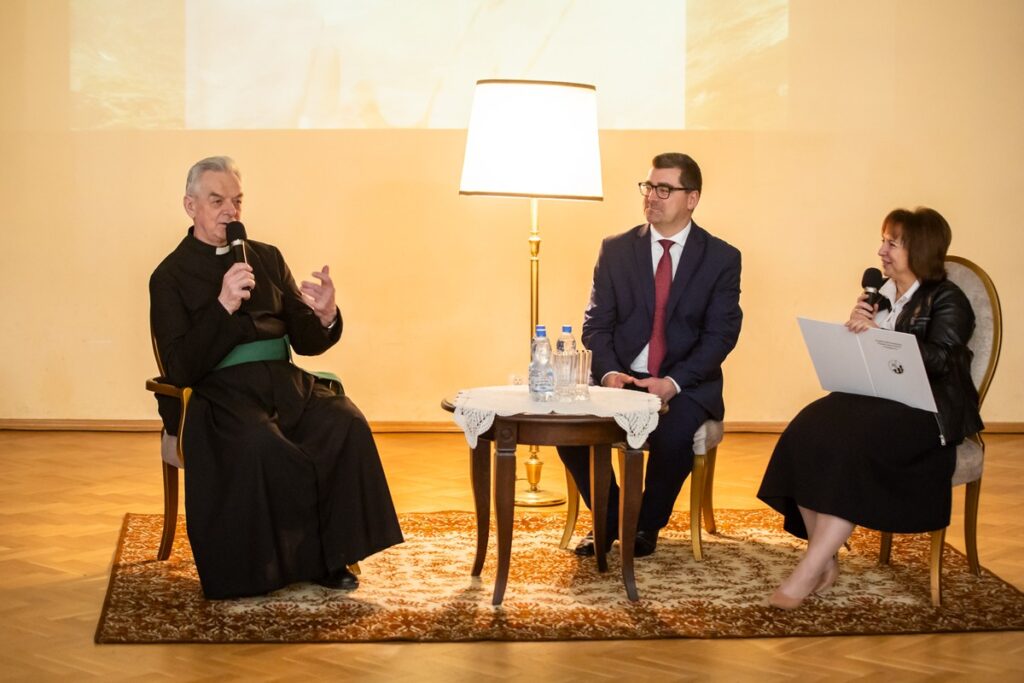 Spotkanie z bratem Marianem Markiewiczem w I Katolickim Liceum Ogólnokształcącym w Bydgoszczy