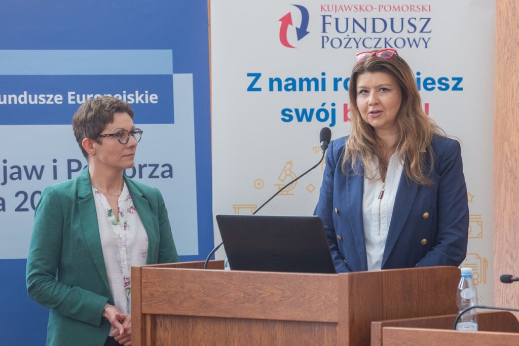 Contract Signing Event, photo by Mikołaj Kuras for the Marshal's Office of the Kujawsko-Pomorskie Region