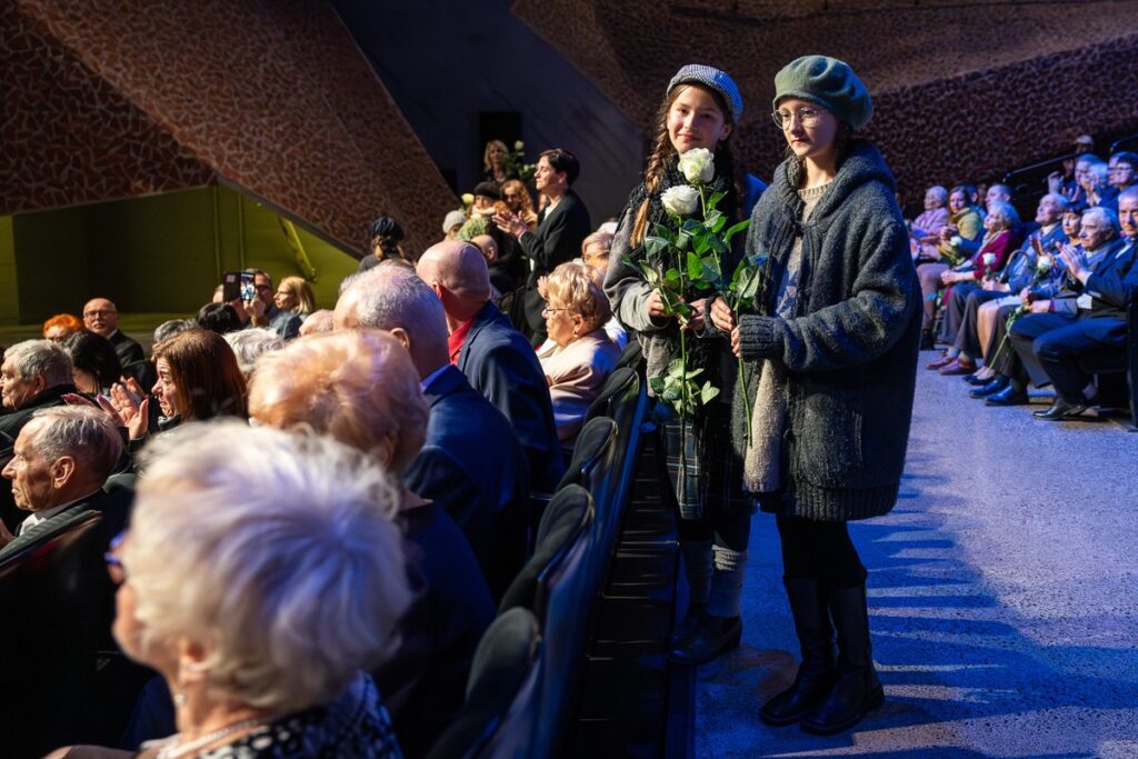 Premiera filmu „Dzieci Szmalcówki”, fot. Szymon Zdziebło/Tarantoga.pl dla UMWKP Premiere of the film ‘Children of Szmalcówka’, photo: Szymon Zdziebło/Tarantoga.pl for UMWKP