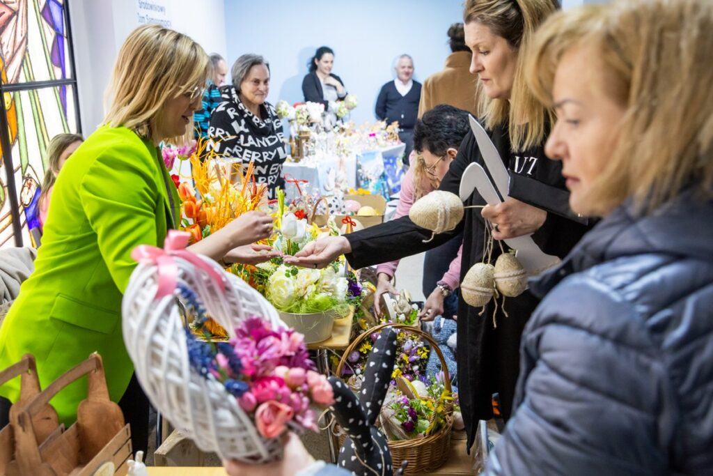 Easter crafts exhibition ‘We too can do’ at the Marshal's Office, photo: Andrzej Goiński/UMWKP