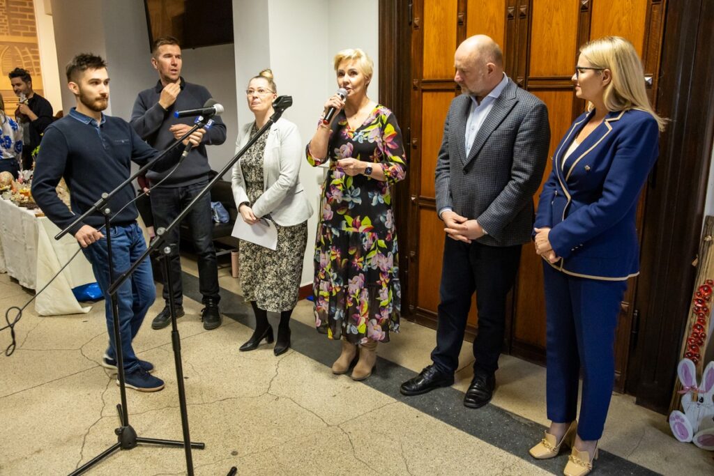 Wielkanocna wystawa rękodzieła „My też potrafimy” w Urzędzie Marszałkowskim, fot. Andrzej Goiński/UMWKP Easter crafts exhibition ‘We too can do’ at the Marshal's Office, photo: Andrzej Goiński/UMWKP