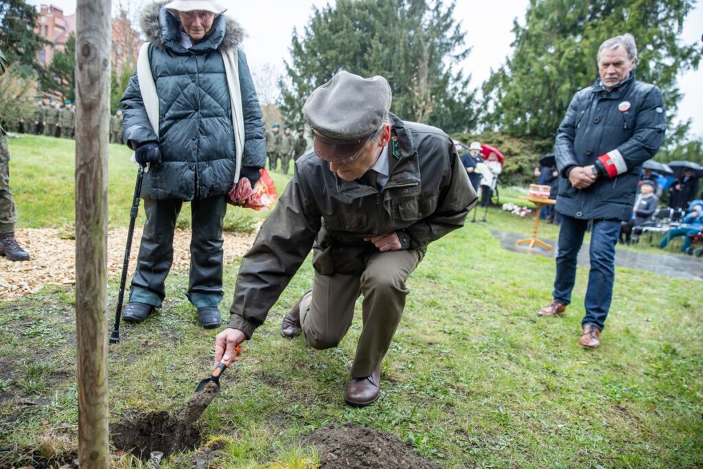 85th anniversary of the Katyń massacre, ceremonies in Toruń, photo: Andrzej Goiński/UMWKP