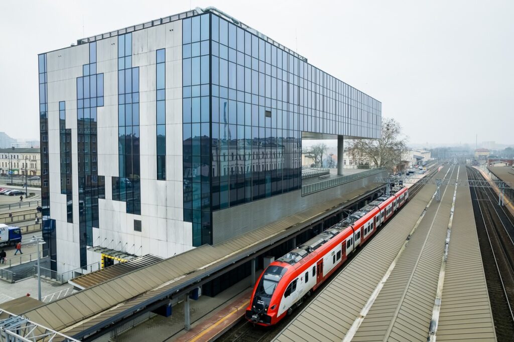 Bydgoszcz Główna Station, photo by Tomasz Czachorowski / eventphoto.com.pl for the Marshal’s Office of the Kujawsko-Pomorskie Region