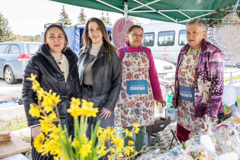 Jarmark świąteczny w Przysieku, fot. Szymon Zdziebło/tarantoga.pl dla UMWKP Easter fair in Przysiek, photo Szymon Zdziebło/tarantoga.pl for UMWKP