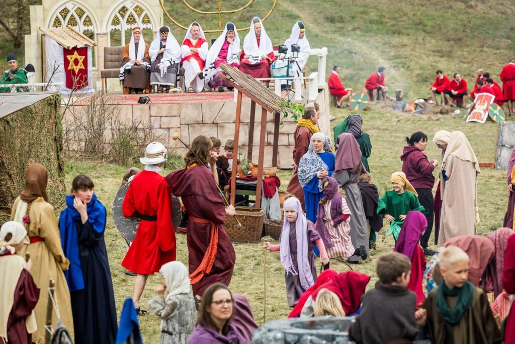 Misterium Męki Pańskiej w Dolinie Śmierci, fot. Tomasz Czachorowski/eventphoto.com.pl dla UMWKP