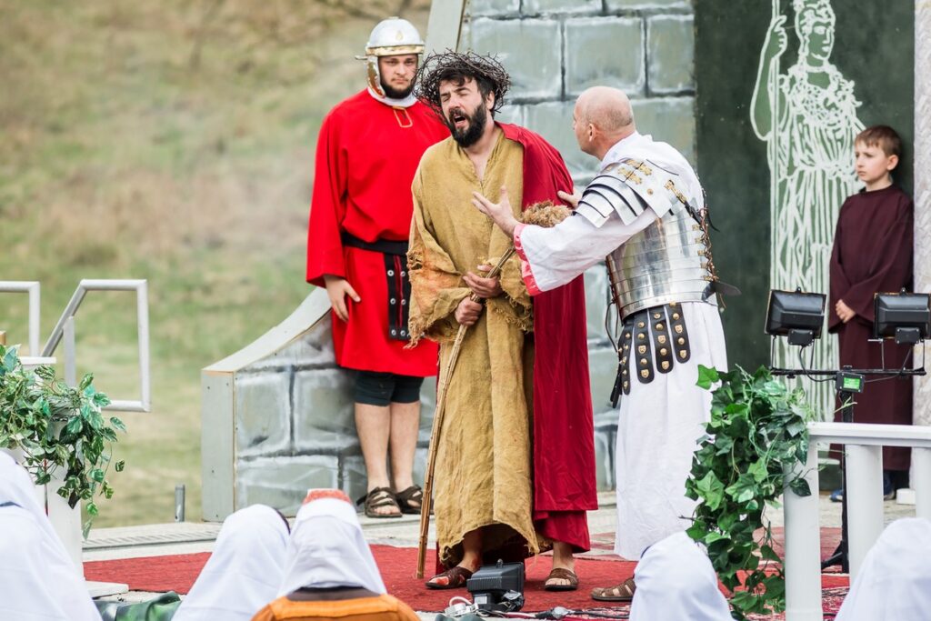 Misterium Męki Pańskiej w Dolinie Śmierci, fot. Tomasz Czachorowski/eventphoto.com.pl dla UMWKP