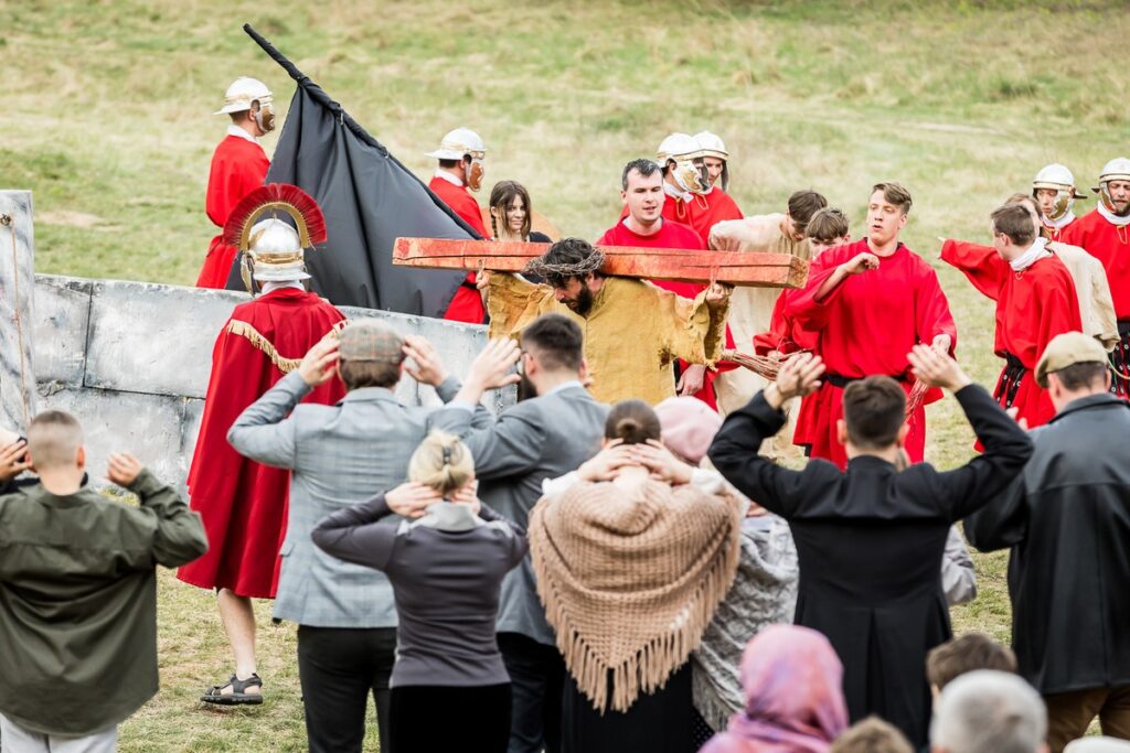 Misterium Męki Pańskiej w Dolinie Śmierci, fot. Tomasz Czachorowski/eventphoto.com.pl dla UMWKP