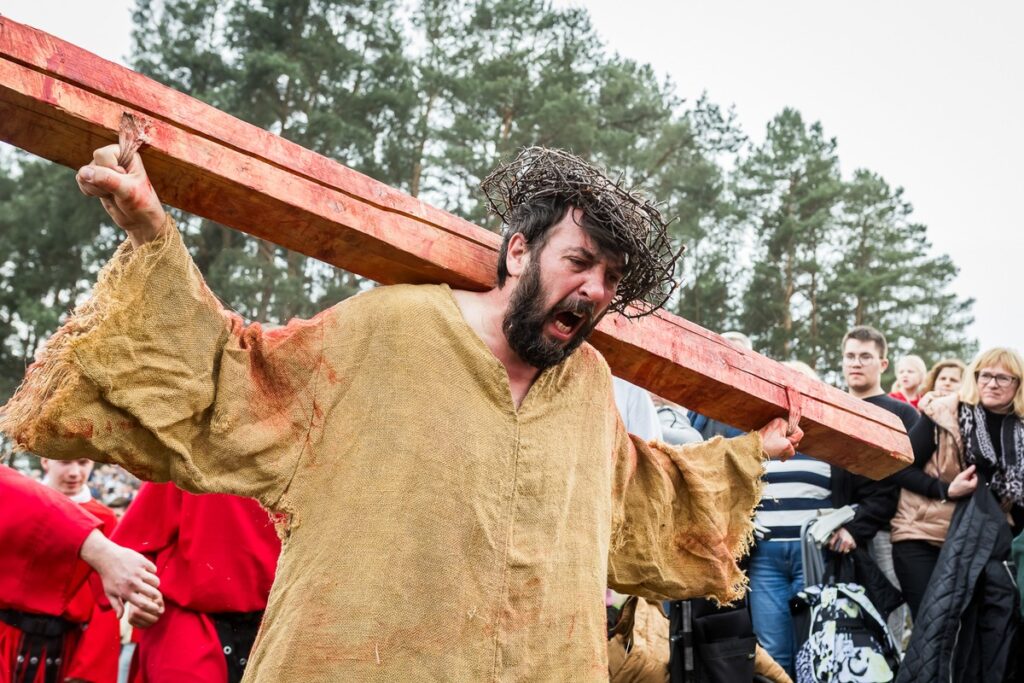 Misterium Męki Pańskiej w Dolinie Śmierci, fot. Tomasz Czachorowski/eventphoto.com.pl dla UMWKP