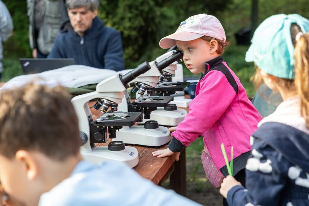 Earth Day at Barbarka, photo by Szymon Zdziebło / tarantoga.pl for UMWKP