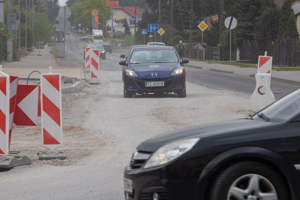 Budowa ronda w Golubiu-Dobrzyniu, fot. Mikołaj Kuras dla UMWKP