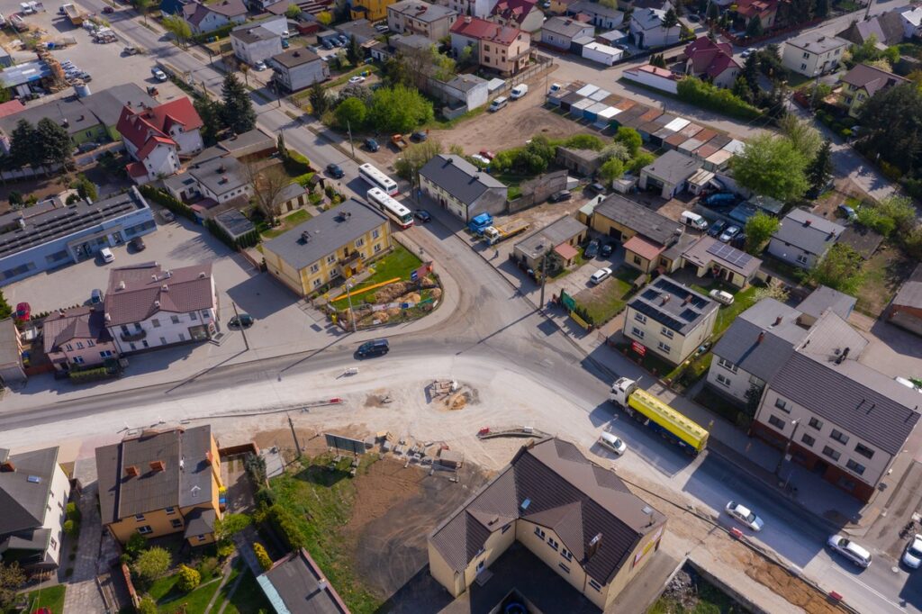 Budowa ronda w Golubiu-Dobrzyniu, fot. Mikołaj Kuras dla UMWKP