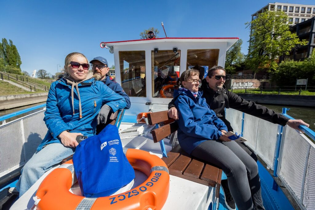 Eskapada 2025, rejs po Brdzie ponad stuletnim statkiem MS Bydgoszcz, fot. Tomasz Czachorowski/eventphoto.com.pl dla UMWKP