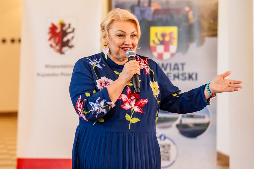 Wręczenie odznak sołtysom z powiatu mogileńskiego, fot. Andrzej Goiński/UMWKP