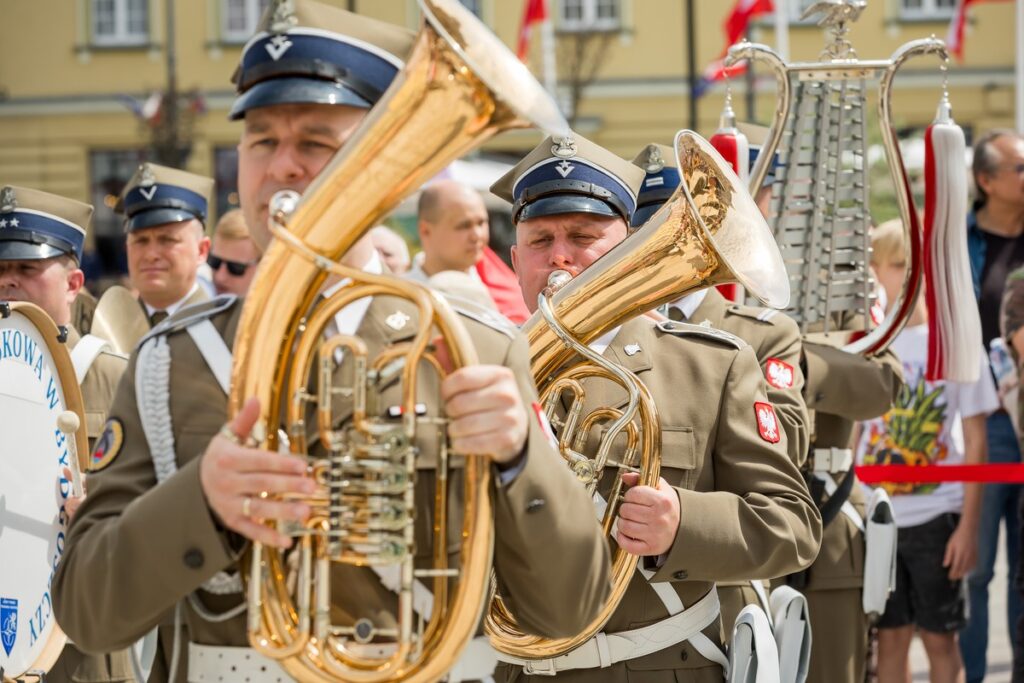 Obchody Dnia Flagi w Bydgoszczy, fot. Tomasz Czachorowski/eventphoto dla UMWKP