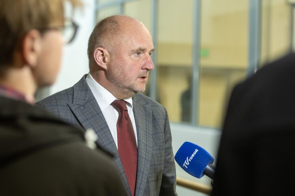 Ceremonia wręczenia umów, fot. Szymon Zdziebło/tarantoga dla UMWKP