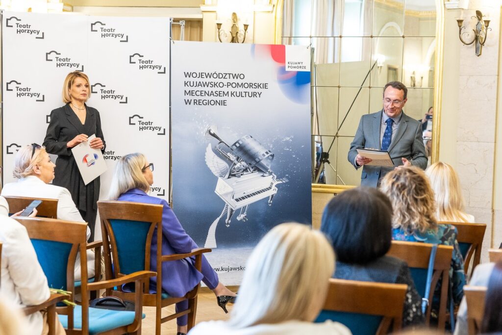 Regional celebration of the Day of the Librarian and Libraries, photo: Szymon Zdziebło/tarantoga.pl for UMWKP