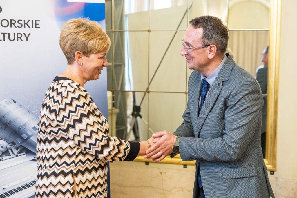 Regional celebration of the Day of the Librarian and Libraries, photo: Szymon Zdziebło/tarantoga.pl for UMWKP