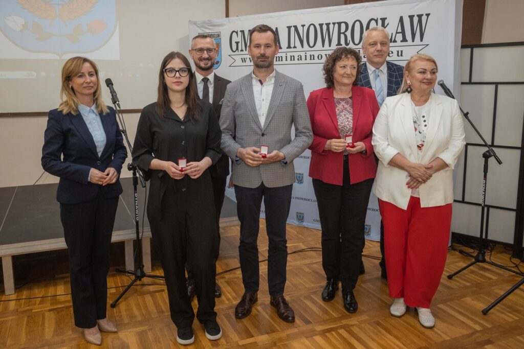 Ceremonia wręczenia odznak sołtysowskich, Łojewo, 14 maja 2025, fot. Mikołaj Kuras dla UMWKP