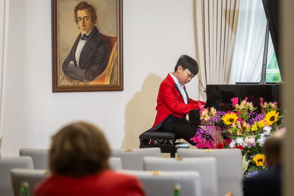 Przesłuchania w ramach Międzynarodowego Konkursu Pianistycznego w Szafarni, fot. Szymon Zdziebło/tarantoga.pl dla UMWKP