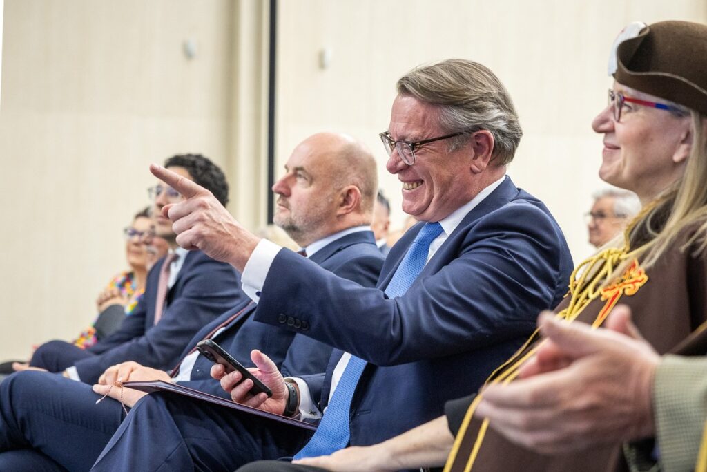 Unveiling of the Camino de Santiago milestone in Toruń, photo: Szymon Zdziebło/tarantoga.pl for UMWKP
