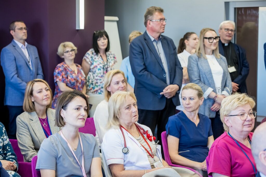 Pierwsza łopata pod budowę nowego segmentu diagnostycznego WSD, fot. Tomasz Czachorowski/eventphoto dla UMWKP First shovel for the construction of the new WSD diagnostic segment, photo by Tomasz Czachorowski/eventphoto for UMWKP