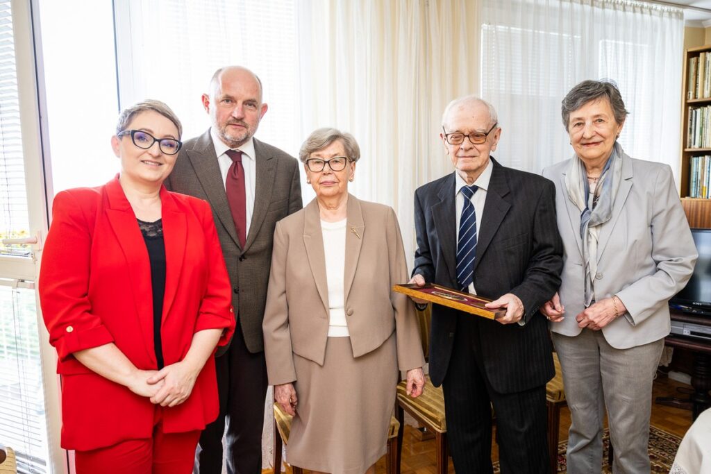 Awarding of the Unitas Durat medal to Andrzej Lewandowski, photo: Szymon Zdziebło/tarantoga.pl for UMWKP
