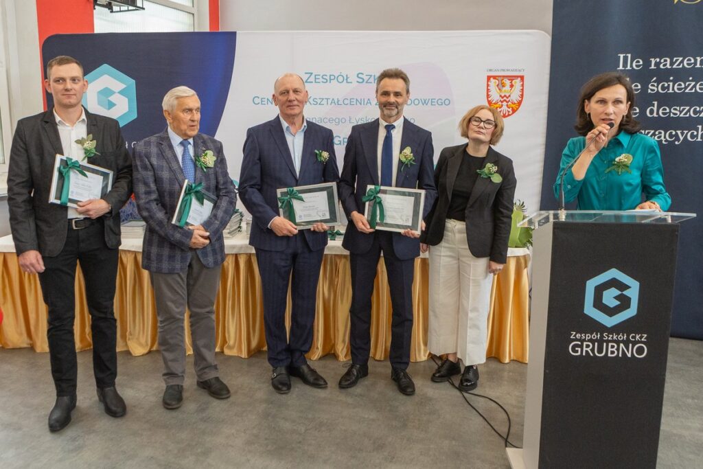 30.05.2025, 70 lat szkoły w Grubnie, fot. Mikołaj Kuras dla UMWKP