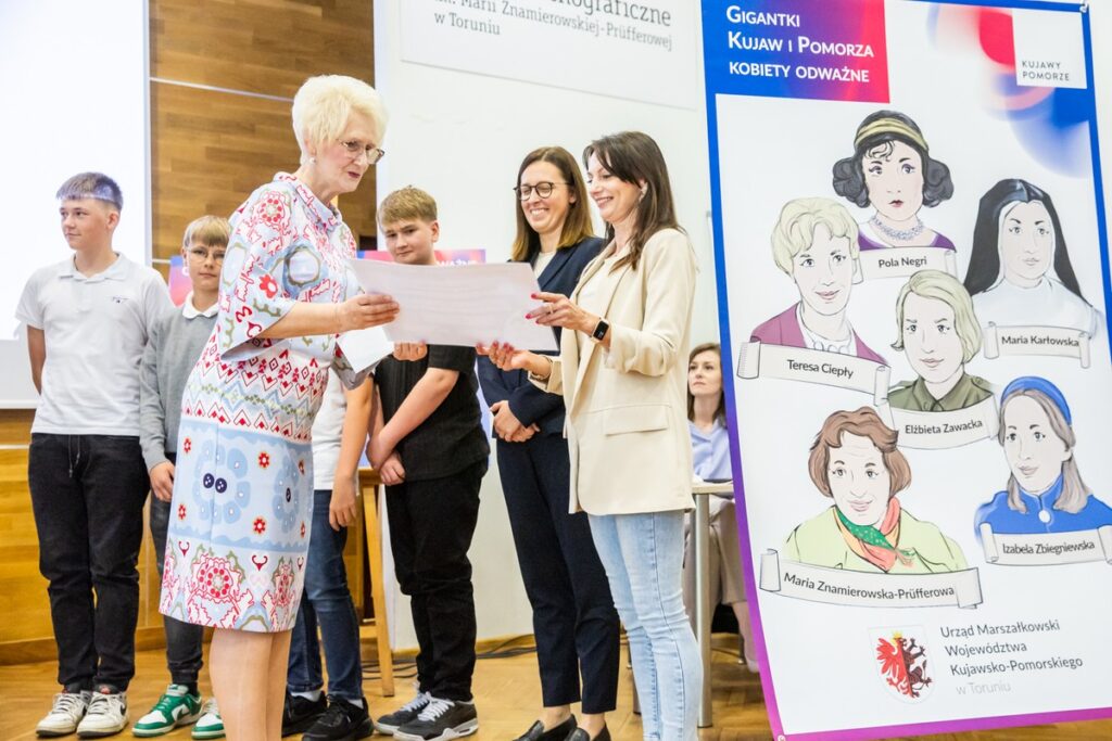 Award ceremony for the competition ‘Giantesses of Kujawsko-Pomorskie – Courageous Women’, photo: Andrzej Goiński/UMWKP
