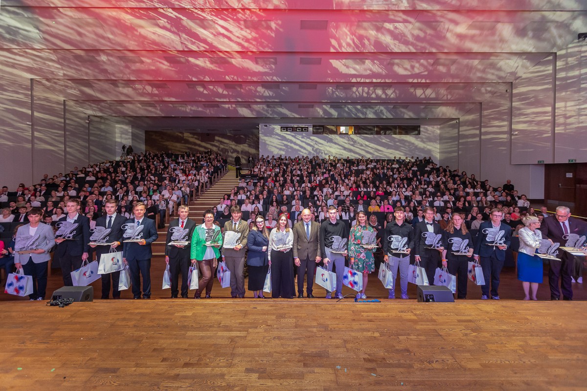 Meeting with scholarship holders, June 2, 2025, photo by Szymon Zdziebło/tarantoga.pl for UMWKP