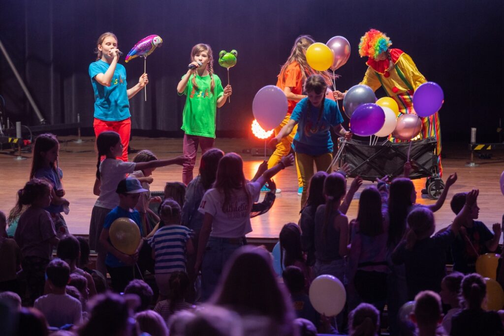Koncert Fasolek w toruńskiej auli UMK, fot. Mikołaj Kuras dla UMWKP