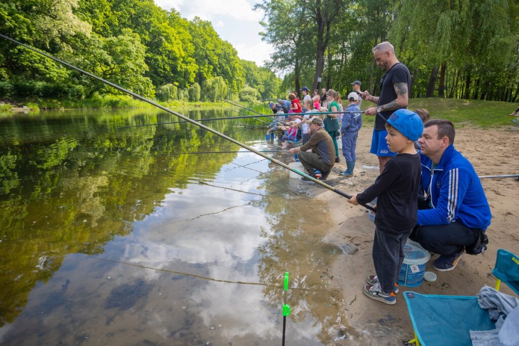 Zawody wędkarskie na toruńskiej Martówce, fot. Mikołaj Kuras dla UMWKP