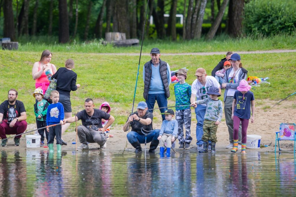Zawody wędkarskie na toruńskiej Martówce, fot. Mikołaj Kuras dla UMWKP
