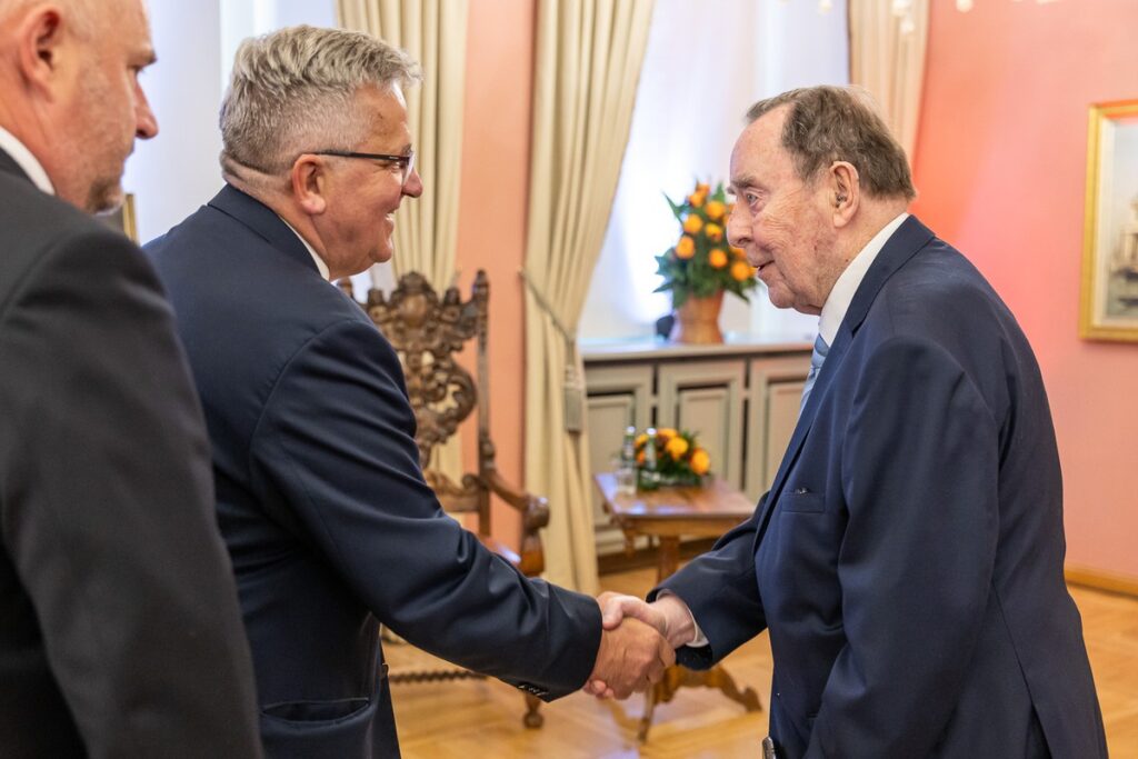 Presentation of the Fides et Ratio Award to Prof. Weiler, photo: Szymon Zdziebło/tarantoga.pl for UMWKP