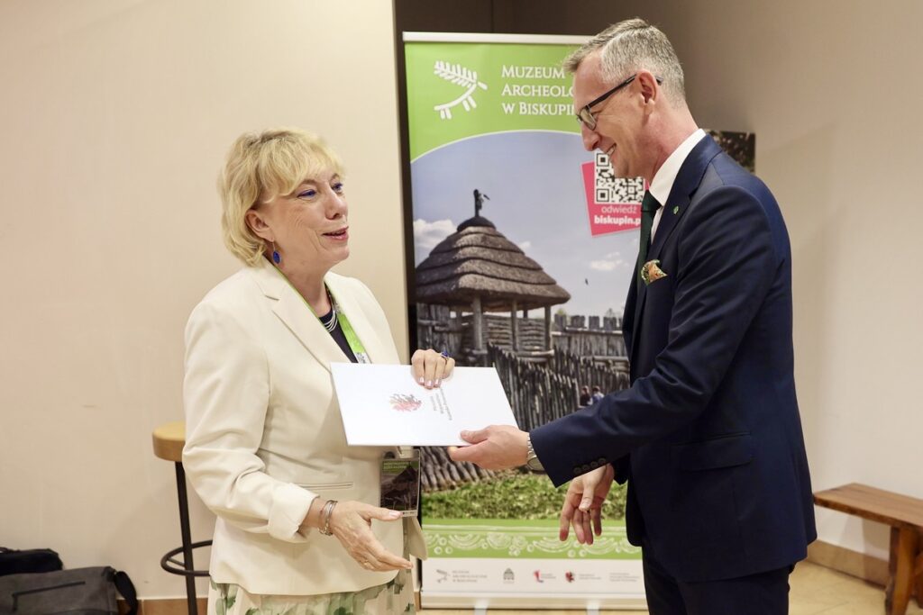 Nagrody dla muzealników, fot. Andrzej Goiński UMWKP