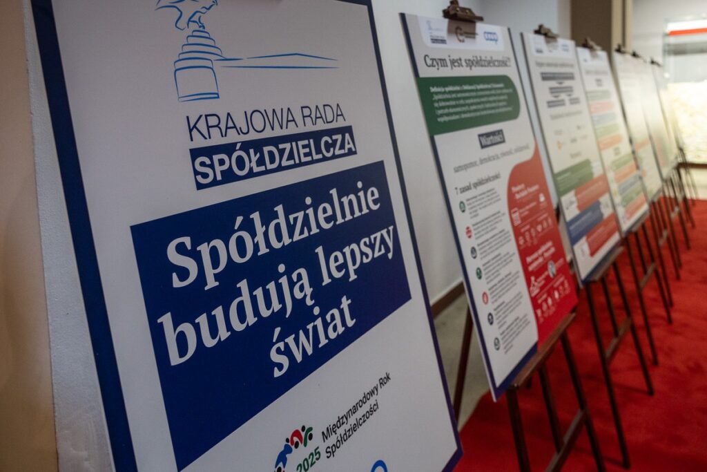 Spotkanie z okazji 100. rocznicy Dnia Spółdzielczości w Polsce, fot. Szymon Zdziebło/tarantoga.pl dla UMWKP