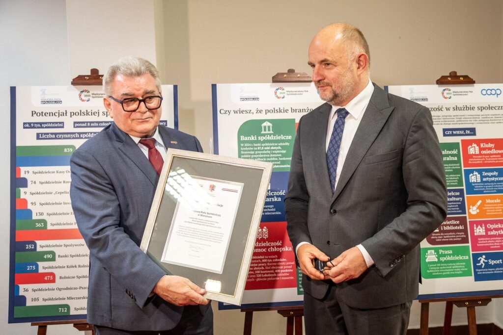 Spotkanie z okazji 100. rocznicy Dnia Spółdzielczości w Polsce, fot. Szymon Zdziebło/tarantoga.pl dla UMWKP