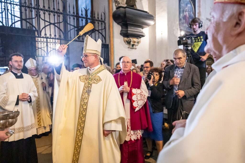 Ingress of Bishop Arkadiusz Okroj, photo by Szymon Zdziebło / tarantoga.pl for the UMWKP