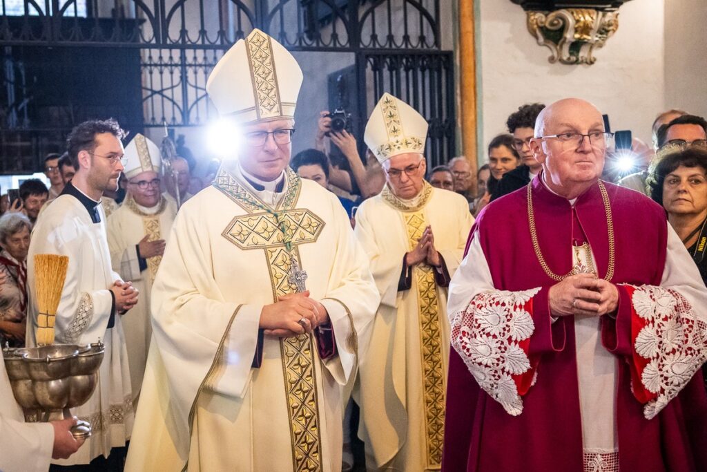 Ingress of Bishop Arkadiusz Okroj, photo by Szymon Zdziebło / tarantoga.pl for the UMWKP
