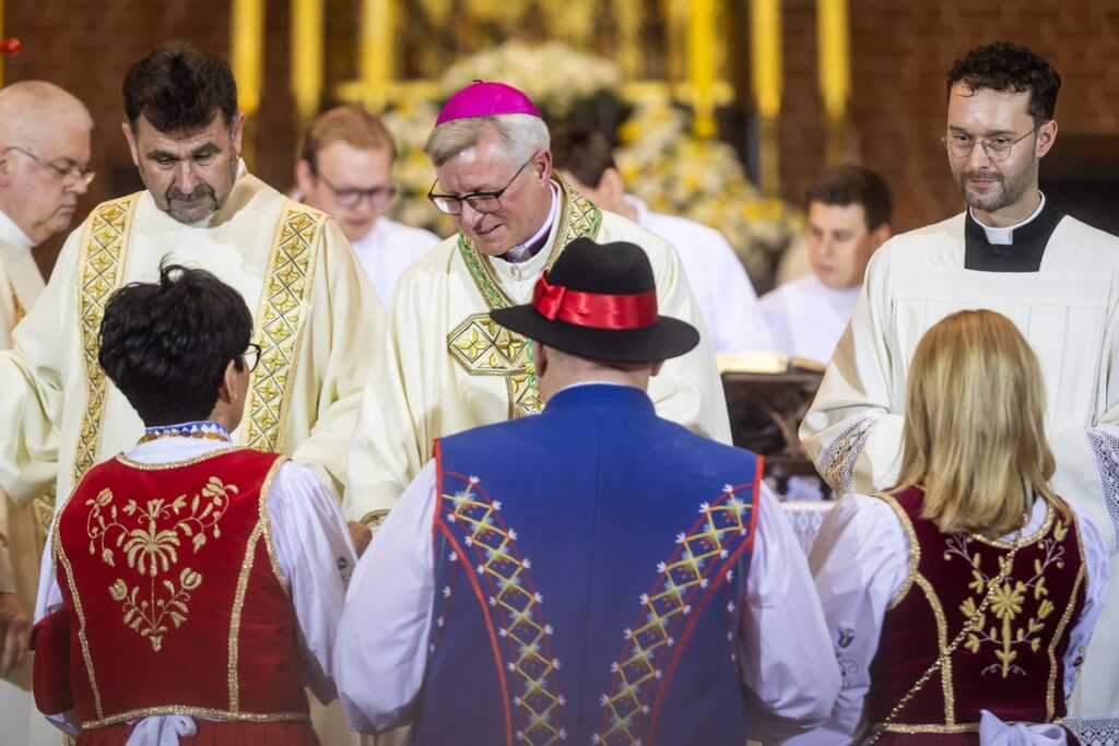 Ingress of Bishop Arkadiusz Okroj, photo by Szymon Zdziebło / tarantoga.pl for the UMWKP
