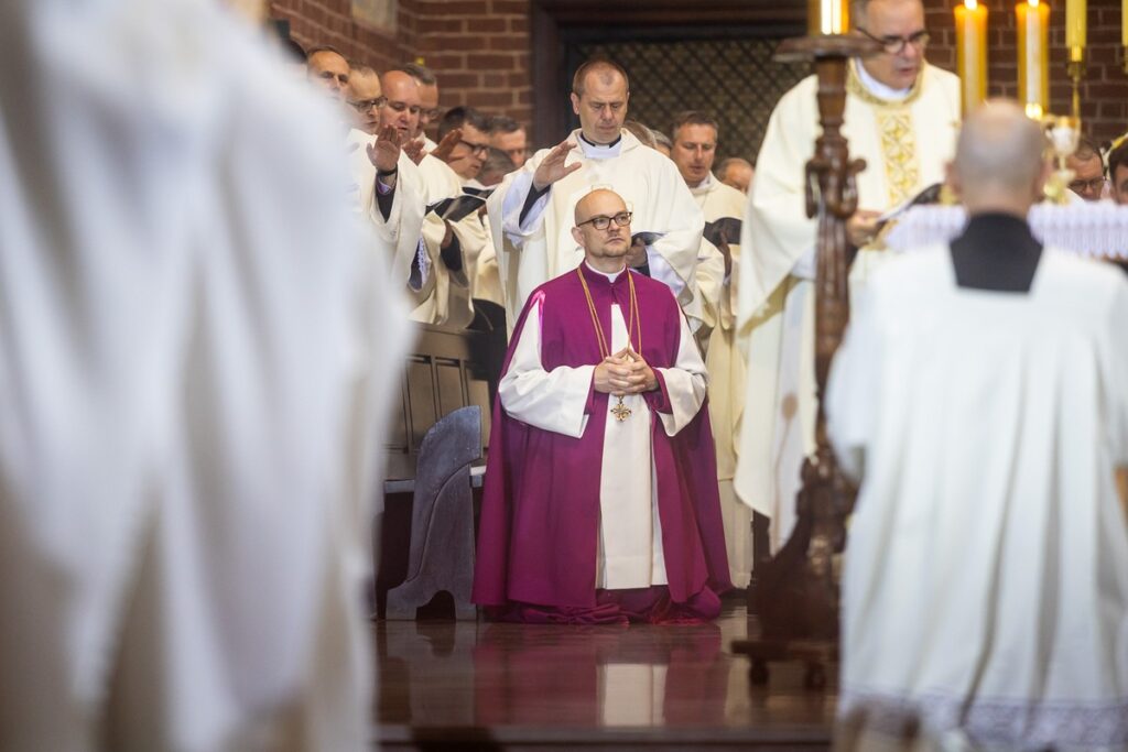 Ingress of Bishop Arkadiusz Okroj, photo by Szymon Zdziebło / tarantoga.pl for the UMWKP
