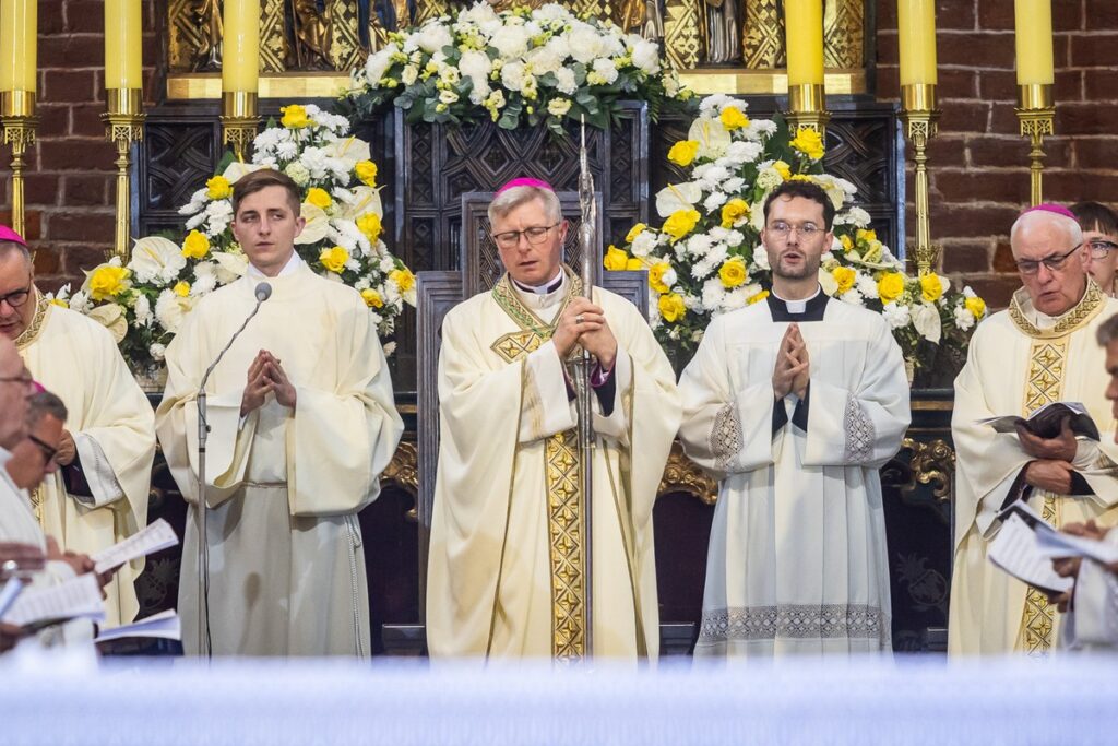 Ingress of Bishop Arkadiusz Okroj, photo by Szymon Zdziebło / tarantoga.pl for the UMWKP