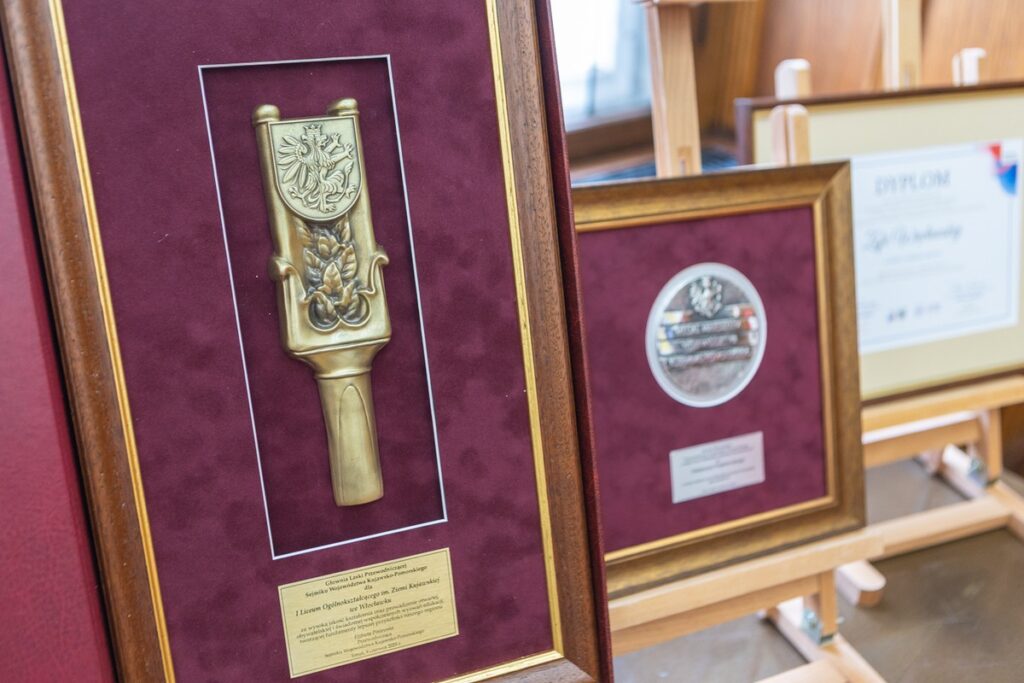 Uroczysta sesja sejmiku z okazji Święta Województwa, Toruń, 9 czerwca 2025 r., fot. Mikołaj Kuras dla UMWKP