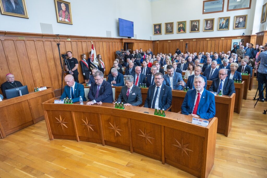 Uroczysta sesja sejmiku z okazji Święta Województwa, Toruń, 9 czerwca 2025 r., fot. Mikołaj Kuras dla UMWKP