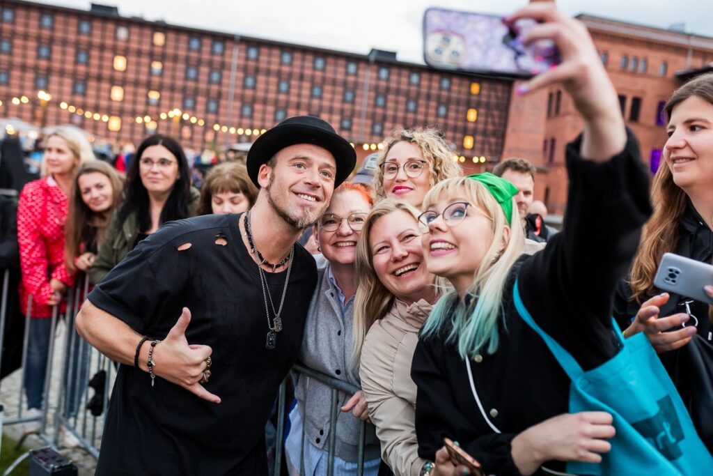 Bydgoszcz, koncert Wyspa Kina, fot. Tomasz Czachorowski/eventphoto.com.pl dla UMWKP