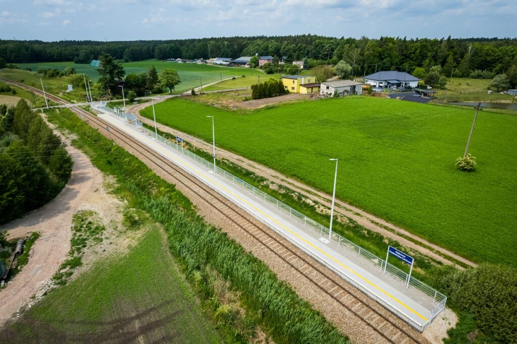 Przystanek kolejowy Dąbrowa Chełmińska Centrum, fot. Tomasz Czachorowski/eventphoto.com.pl dla UMWKP