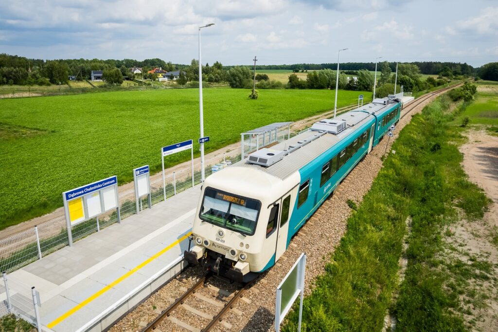 Przystanek kolejowy Dąbrowa Chełmińska Centrum, fot. Tomasz Czachorowski/eventphoto.com.pl dla UMWKP