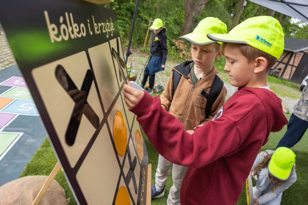 Piknik naukowy Astrobaza Toruń, fot. Mikołaj Kuras dla UMWKP