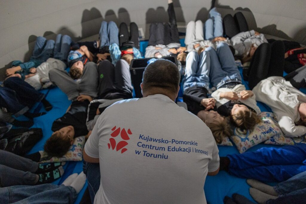 Piknik naukowy Astrobaza Toruń, fot. Mikołaj Kuras dla UMWKP